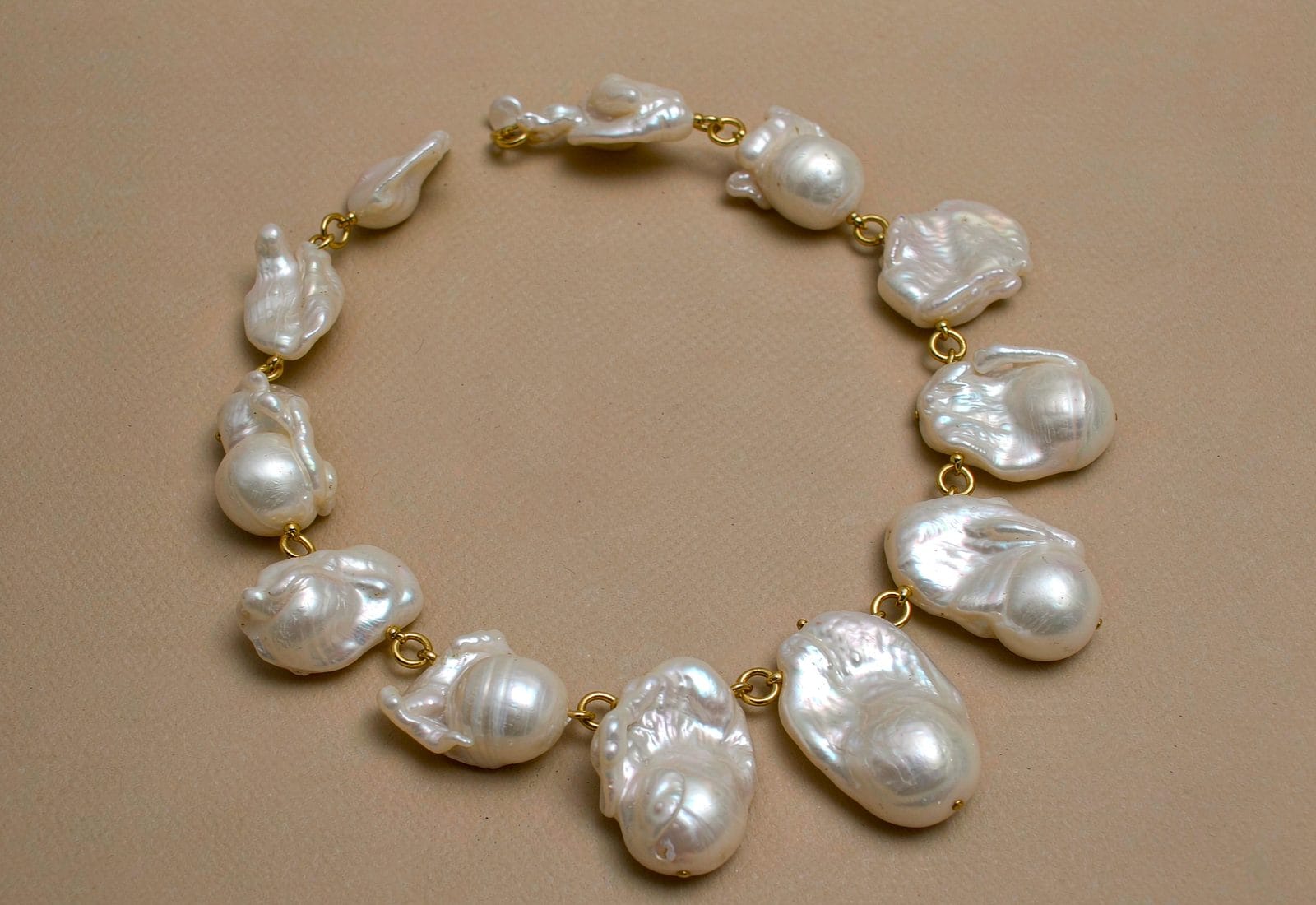 Baroque freshwater pearl choker, irregular organic pearl shape