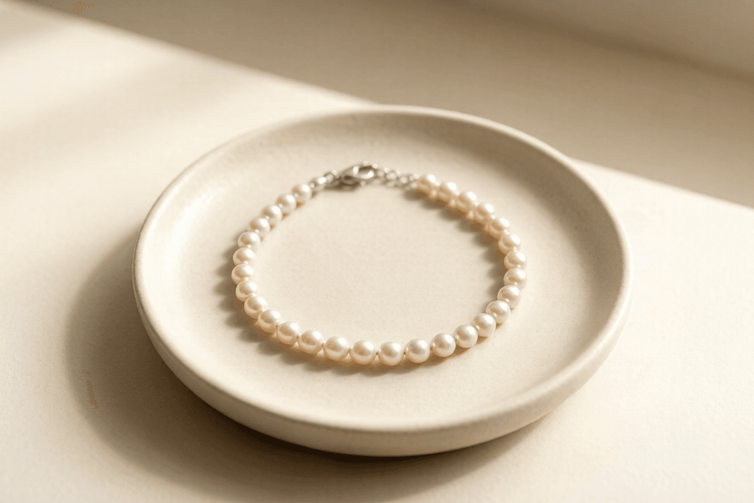 Freshwater pearl necklace on a ceramic dish showing the quality you can expect in the $30–$100 price tier
